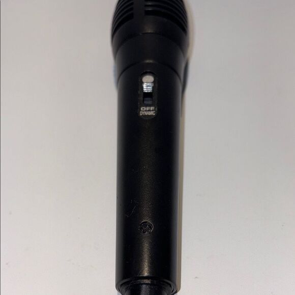 Black Portable Audio Microphone - Picture 3 of 8